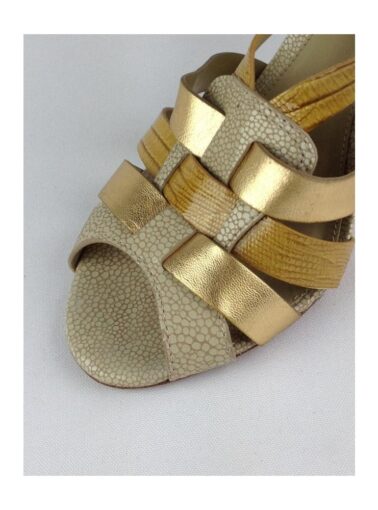 SANDÁLIA AREZZO DE COURO SANDÁLIA AREZZO DE COURO