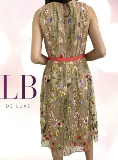 VESTIDO ADRIANNA PAPELL