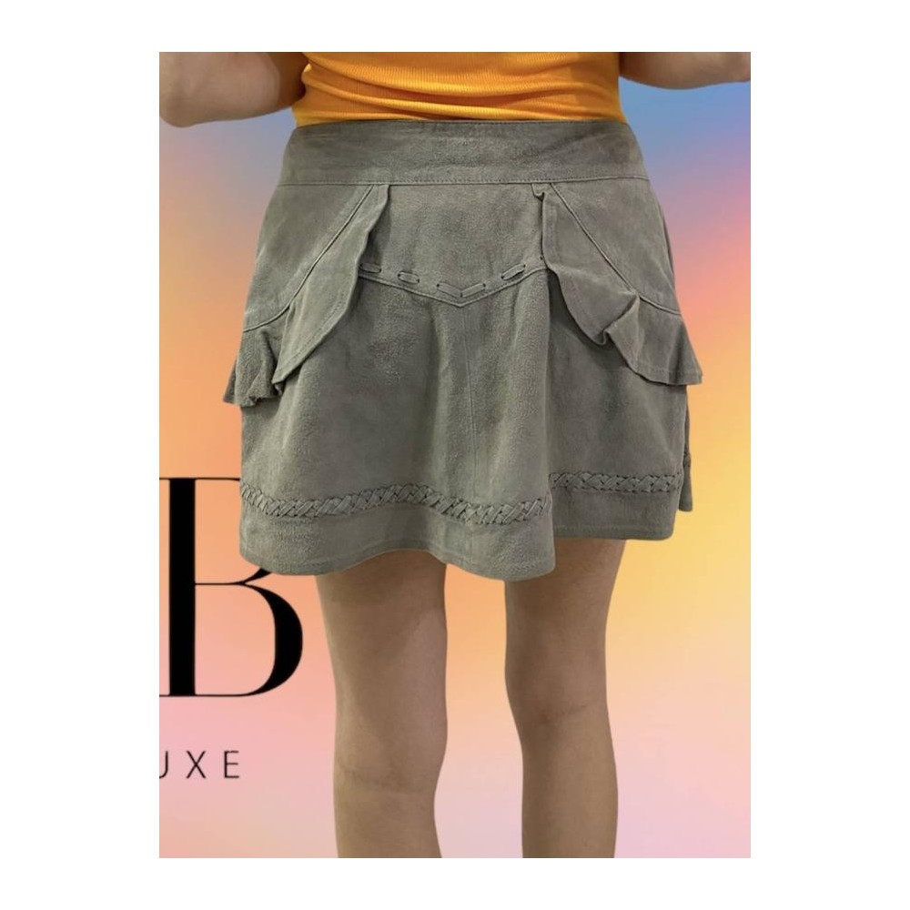 SAIA CRIS BARROS DE CAMURÇA CURTA