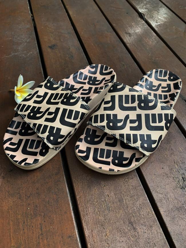 CHINELO FARM SLIDE LOGOMANIA