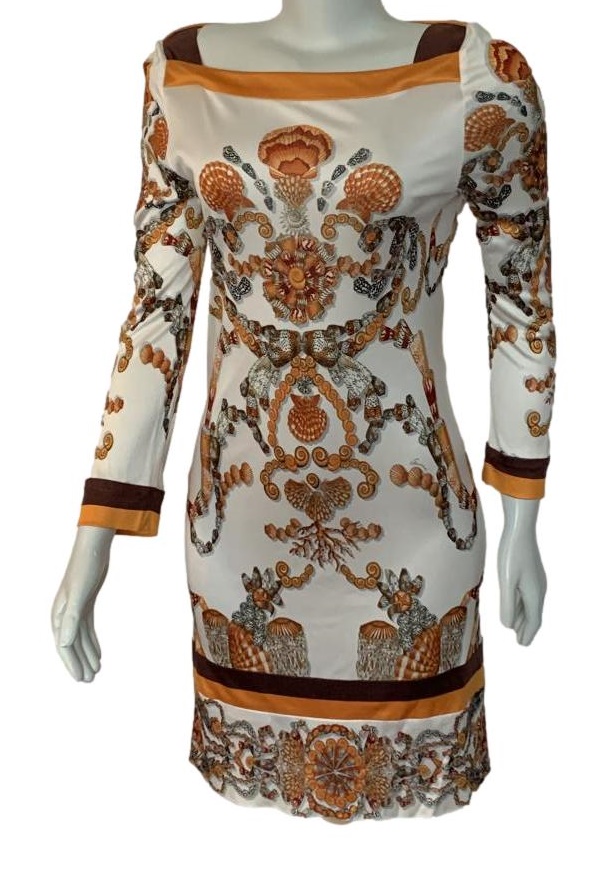 VESTIDO GUCCI COM ASSINATURA